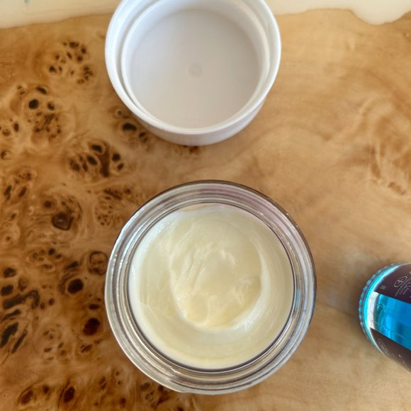 Used 1 time - Like New - DERMA-E Ultra Lift Firming DMAE Serum & Moisturizer Duo - Picture 3 of 7